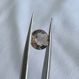 Cuarzo ahumado-1.20ct-6.9x6.9x4.4mm