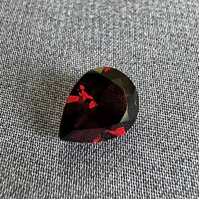 Granate rojo-1.70ct-9x6.9x4.4mm