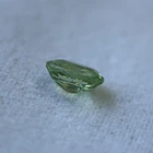 Granate tsavorita-0.45ct-4.8x4.1x2.1mm 3