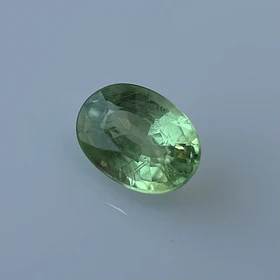 Granate tsavorita-0.25ct-5.2x3.8x2.5mm