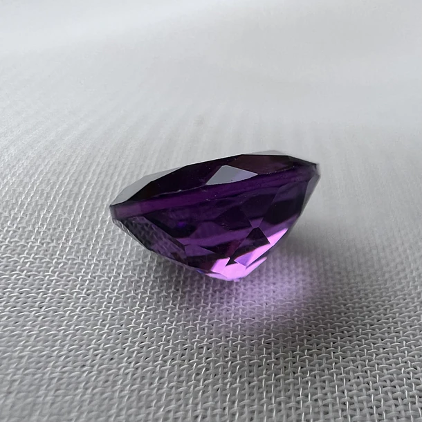 Amatista morada-1.35ct-6.8x6.8x4.9mm 2