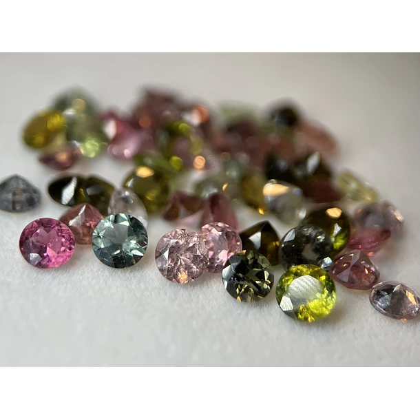 Turmalina-0.625ct-5x5mm