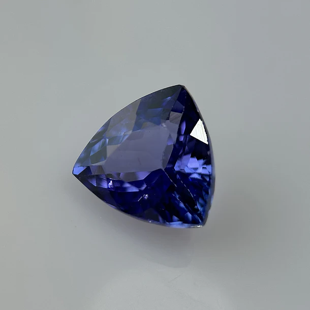 Tanzanita AIG-1.65ct-7.50x7.40x4.40mm 1