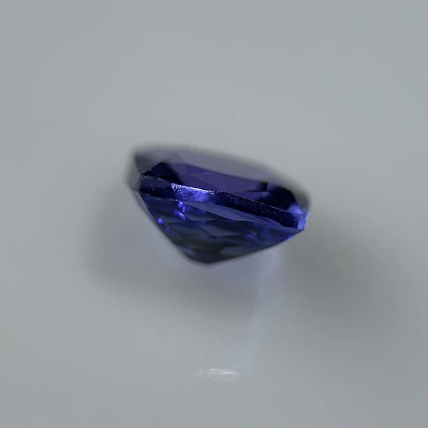 Tanzanita AIG-1.52ct-6.74x6.68x3.68mm 2