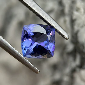 Tanzanita AIG-1.27ct-6.33x6.32x3.95mm