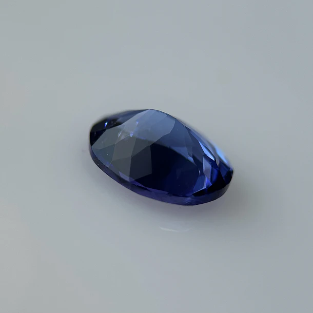 Tanzanita AIG-1.49ct-8.45x6.48x3.83mm 2
