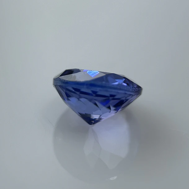 Tanzanita AIG-1.47ct-7.06x6.98x4.12mm 2