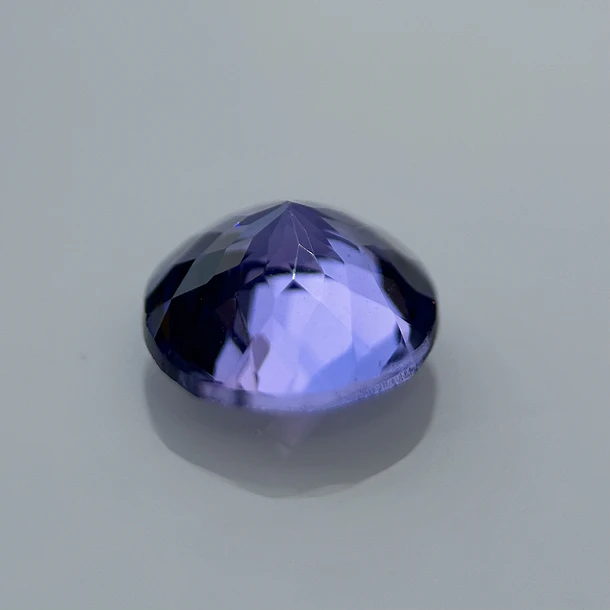 Tanzanita AIG-1.47ct-7.06x6.98x4.12mm 3