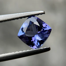 Tanzanita AIG-1.32ct-6.52x6.43x4mm