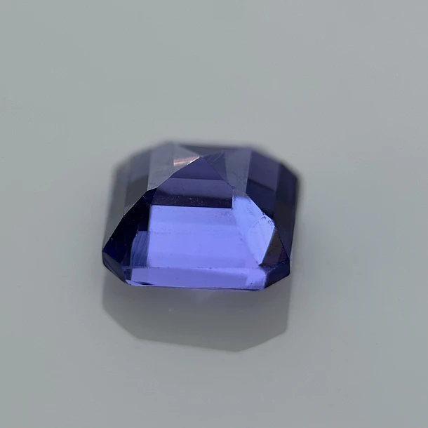 Tanzanita AIG-1.31ct-6.1.3x6.11x3.54mm 3