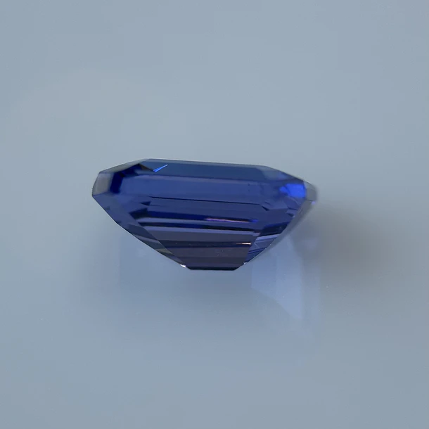 Tanzanita AIG-1.82ct-8.11x6.09x4.09mm 3