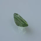 Granate tsavorita-0.60ct-5.5x4x2.7mm 2