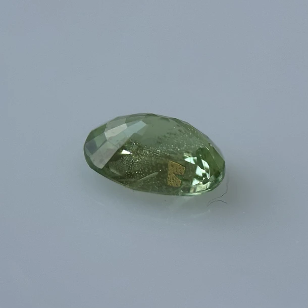 Granate tsavorita-0.45ct-5.2x4.1x3mm 3