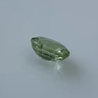 Granate tsavorita-0.40ct-5.2x4.1x2.5mm 2
