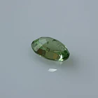 Granate tsavorita-0.35ct-5.1x4.3x2.4mm 2