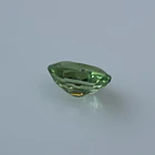 Granate tsavorita-0.35ct-5.1x4.3x2.4mm 3