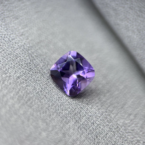 Par de Amatista morada-1.29ct-6.9x6.9x4.6mm 1