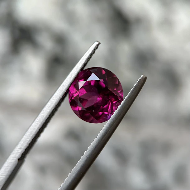 Granate rodolita-1.85ct- 1