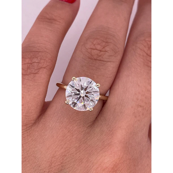 solitario con granate rodolita en oro amarillo 14k talla 7