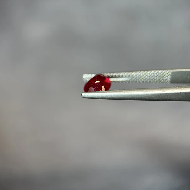 Rubí-2.135ct-8x6x4.2mm  2