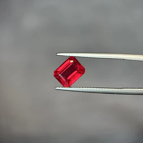 Rubí-3.60ct-8.8x6.9x4.9mm