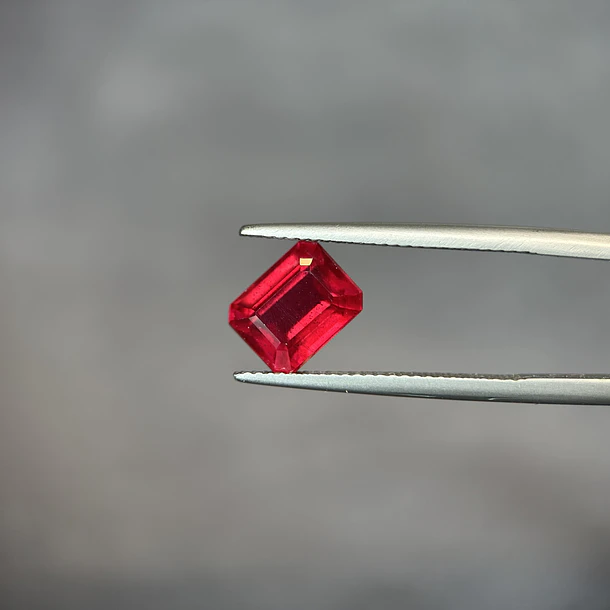 Rubí-3.60ct-8.8x6.9x4.9mm 1