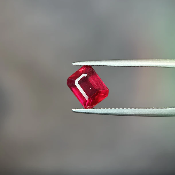 Rubí-3.66ct-8.7x6.9x5.1mm 1