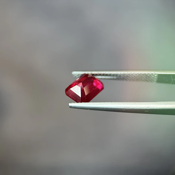 Rubí-3.66ct-8.7x6.9x5.1mm 3