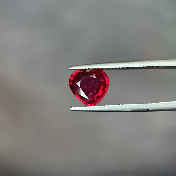 Rubí-3.32ct-9.8x9.5x4.1mm 1