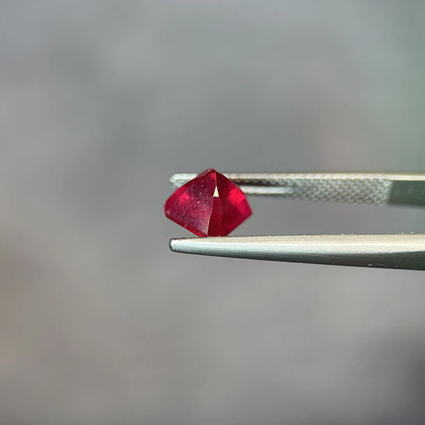 Rubí-3.04ct-6.9x6.8x5.6mm 3