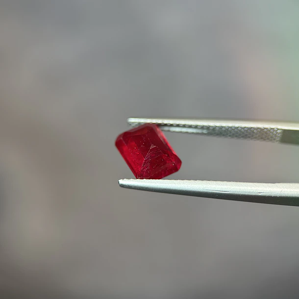 Rubí-3.35ct-8.8x6.7x4.7mm 3