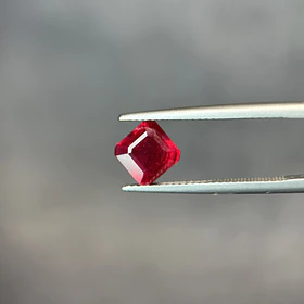 Rubí-2.76ct-6.8x6.8x5mm