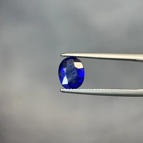 Zafiro azul-2.67ct-9x7.1x4.2mm