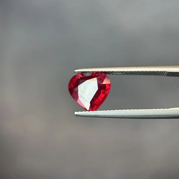 Rubí-3.235ct-9.6x9.6x4.2mm 1