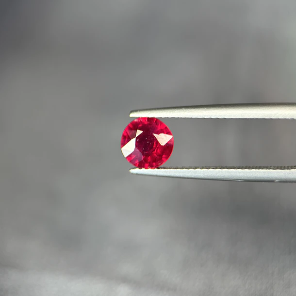 Rubí-1.96ct-6.8x4.6mm 1