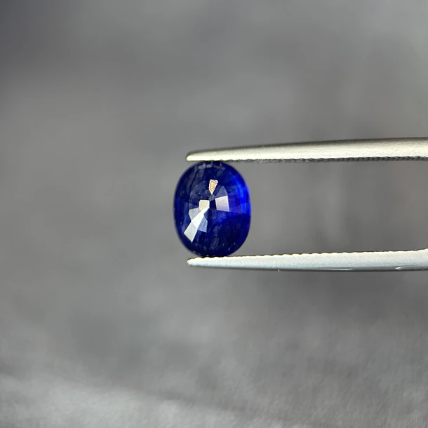 Zafiro azul-3.035ct-9x7.1x4.4mm 2