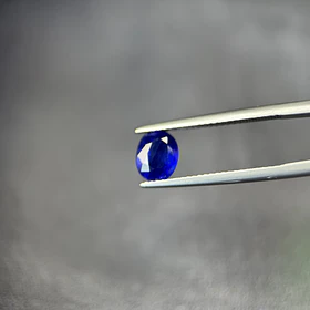 Zafiro azul-1.80ct-7.7x6.1x3.8mm