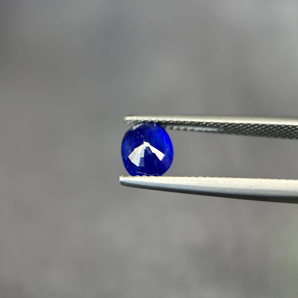Zafiro azul-1.80ct-7.7x6.1x3.8mm 3