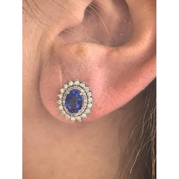 Aretes con par de apatito color paraiba oval y moissanitas redondas de 1.5mm y 2mm en oro de 14k