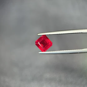Rubí-2.39ct-6.8x6.6x4.7mm