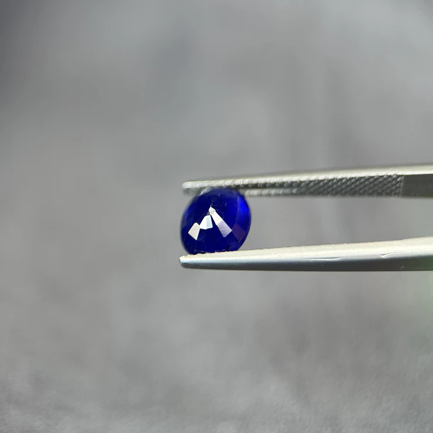 Zafiro azul-2.63ct-8.8x6.8x4.3mm 2