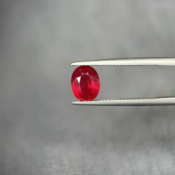 Rubí-3.070ct-9x7.1x5mm 1