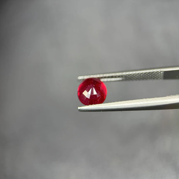 Rubí-3.070ct-9x7.1x5mm 3