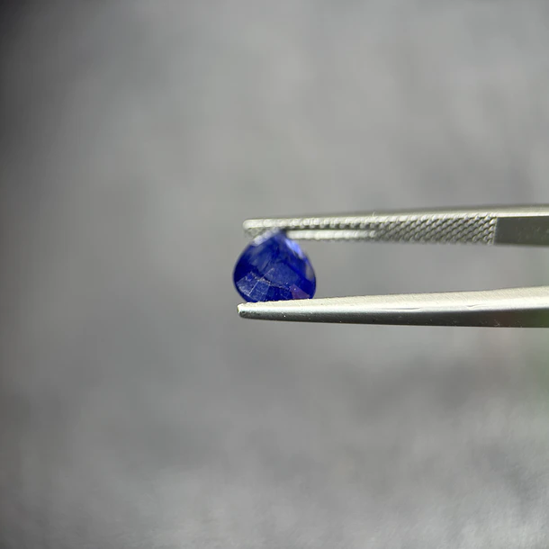 Zafiro azul-1.585ct-9.1x7.1x2.8mm 3