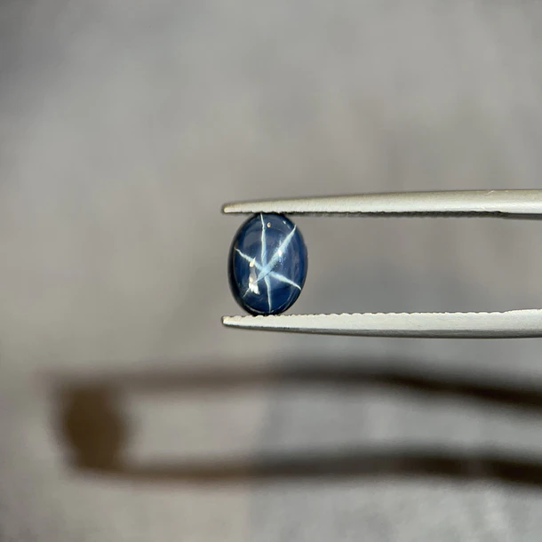Zafiro estrella-2.18ct-7.9x5.8x3.7mm 1
