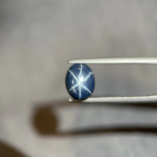 Zafiro estrella-4.65ct-10x8x4.9mm 1