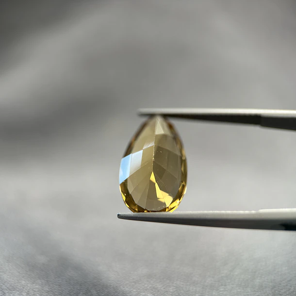 Citrino-8.60ct-20x10.8x7.3mm 3