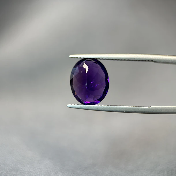 Amatista morada-4.62ct-12x10x6.6mm 2