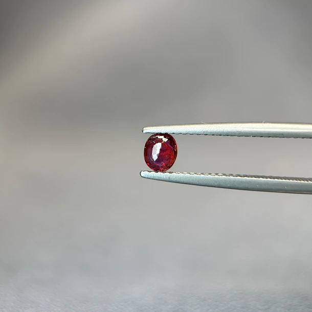 Rubí sangre de pichón natural-0.355ct-4.6x3.8x1.9mm 2