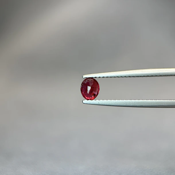 Rubí sangre de pichón-0.53ct-4.8x4x2.8mm 2